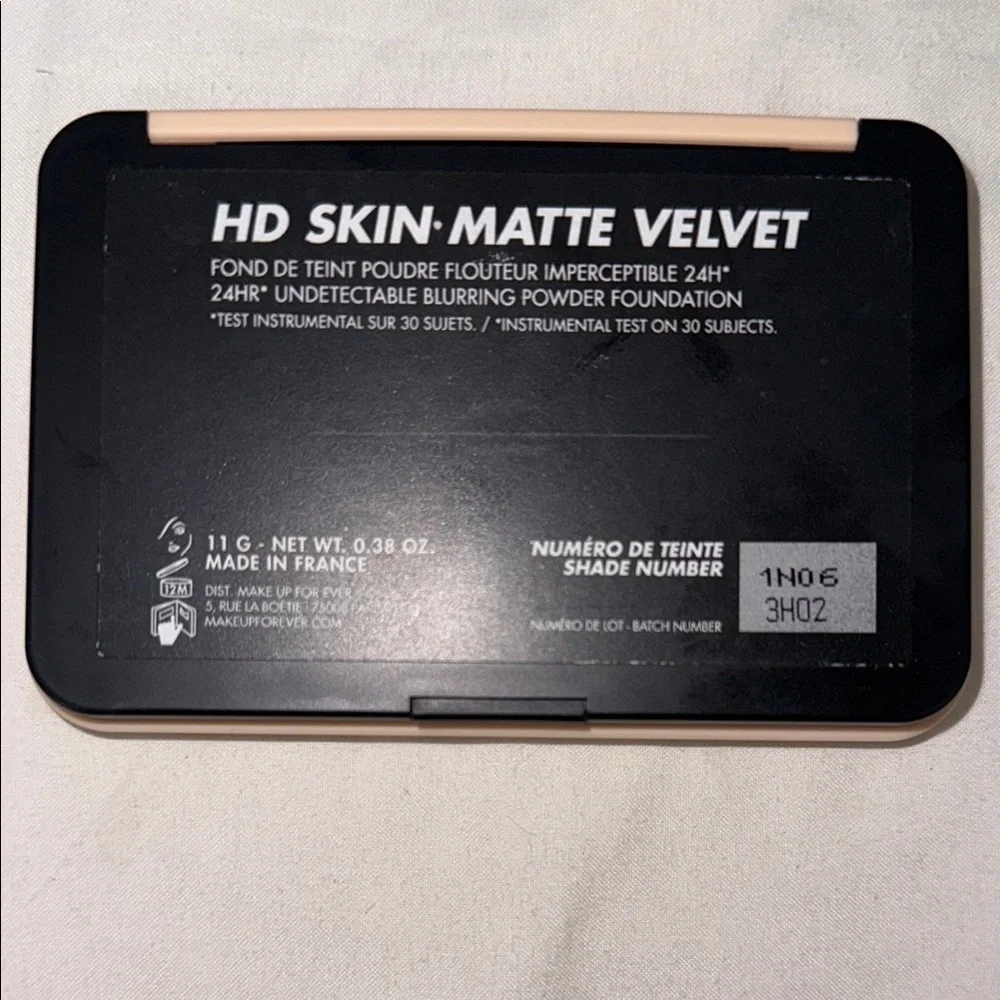 Makeup Forever HD skin matte velvet powder shade 1N06 - Picture 2 of 4